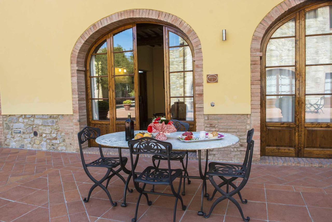 Agriturismo Le Gallozzole 몬테리지오니 외부 사진